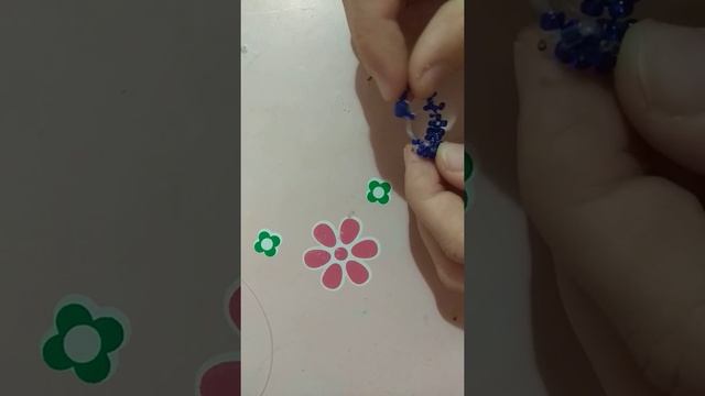 Показую новые фигурки и кольца из бисера