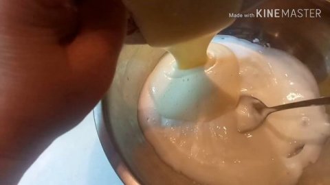 Оладьи с яблоком. На йогурте. Нежные и ароматные.