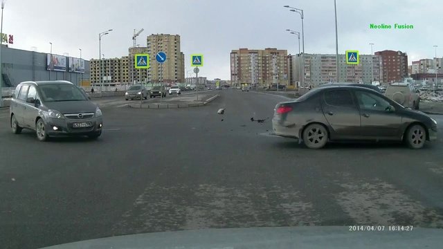 ДТП рядом с Кристаллом, Тюмень. Смотреть с 00.40