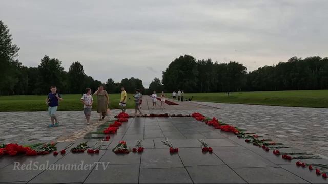 Поездка в мемориальный комплекс Хатынь.