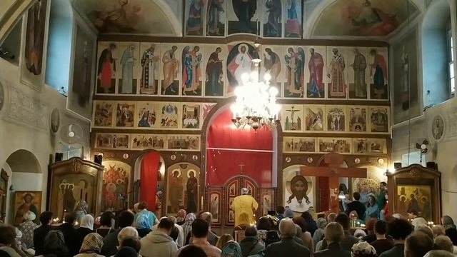 Прямая трансляция. Литургия, 5 ноября в 10:00 ч.