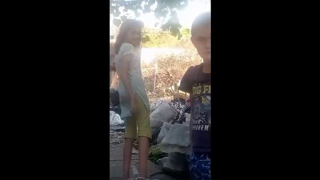 дочь Джона Сины,вся в папу