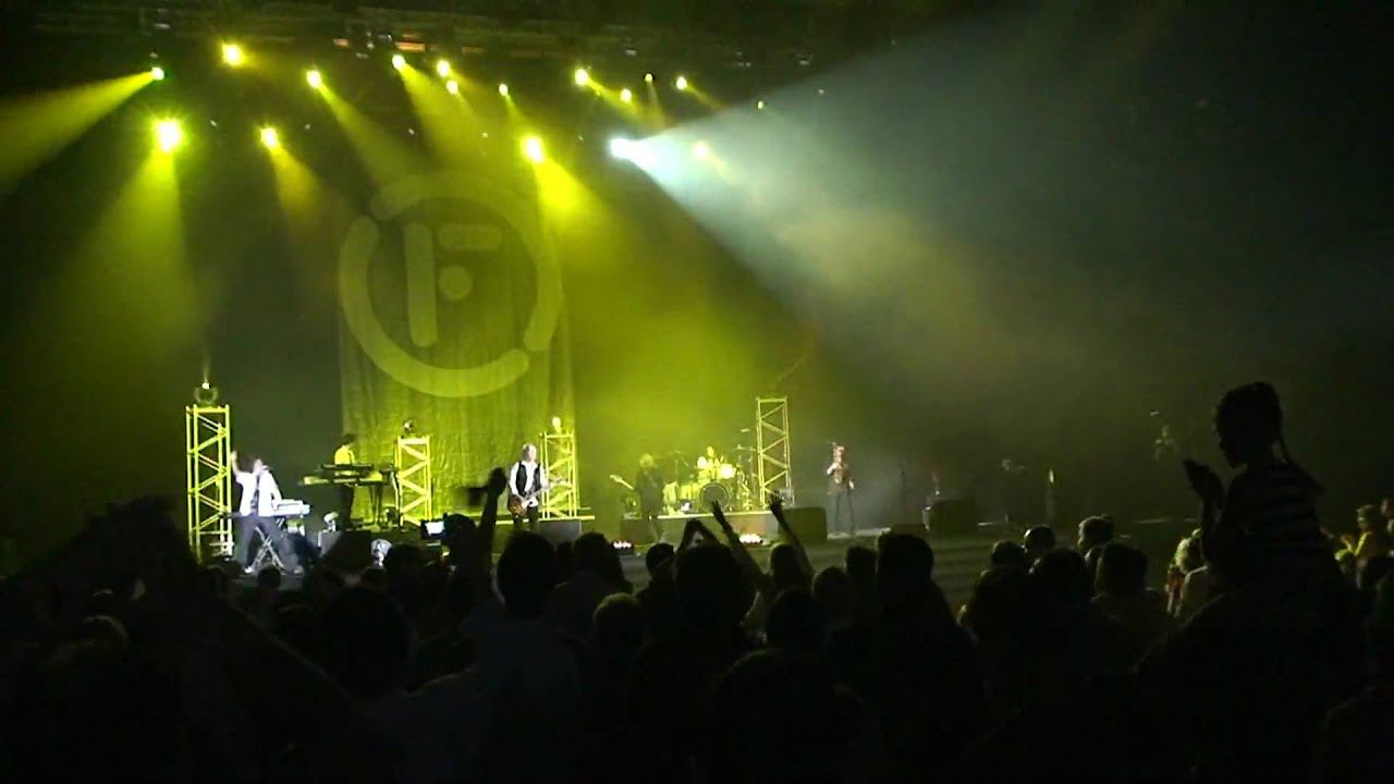 Foreigner - Urgent Live In Moscow 14.06.2009