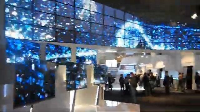 LG At IFA 2010: TV Wall
