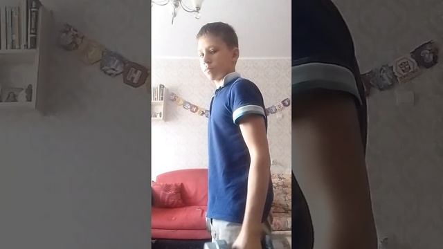 как накачать бицепс в домашних условиях