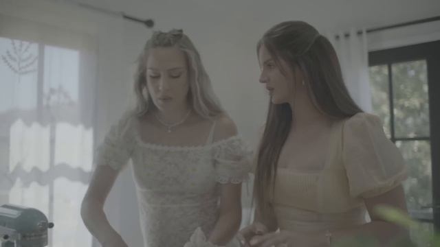 Lana Del Rey - Blue Banisters