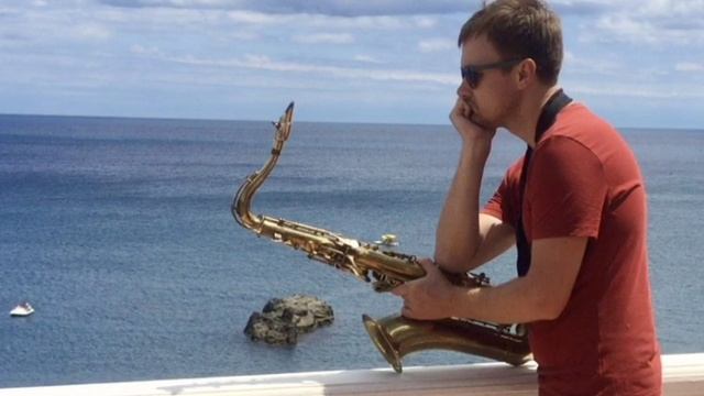 "Un break my heart" sax cover Sirota Makar