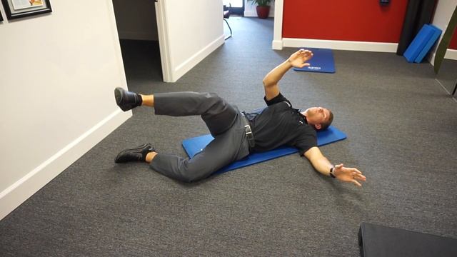 Baby Get-Up (Dynamic Neuromuscular Stabilization)