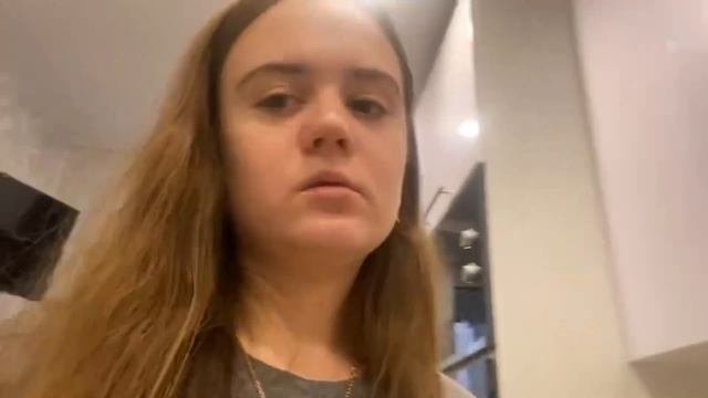 VLOG: ЧАКИ ВЕРНУЛСЯ❤️ У МЕНЯ 5 СОБАК! ЩЕНОК Корги Лиля первый раз приняла водные процедуры ??