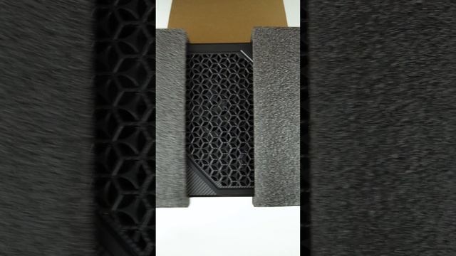 Unboxing Minisforum HX90G Gaming Mini PC
