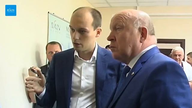 Лазер для косметологии MAGIC-3. Губернатор Валерий Шанцев провел церемонию открытия производства.
