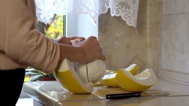Амортизирующие свойства кожуры помело