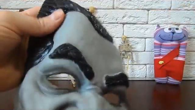 Маска Вампир на Хэллоуин для собаки Vampire mask for Halloween for dogs