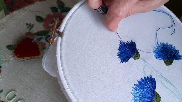 Вышивка гладью для начинающих. Первые шаги. Урок 6. Stitch embroidery for beginners. Lesson 6.
