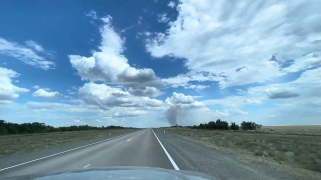 Kazakhstan. The roads.   Дороги Казахстана. Дорога из Павлодара в Семипалатинск.