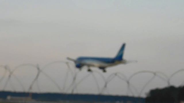 Гянджа - Москва. Airbus A320-214. Авиакомпания Azerbaijan Airlines