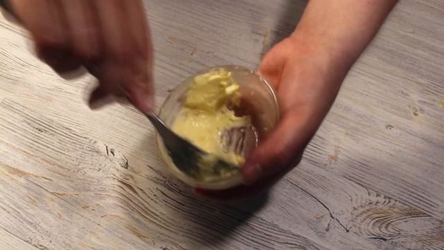 Чесночный хлеб с травами. Ароматный домашний хлеб с чесноком и травами.
