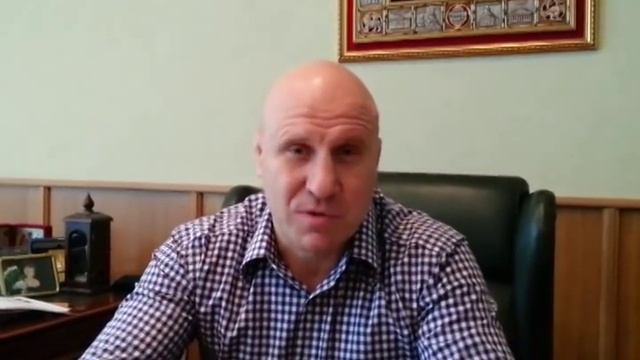 Михаил Мамиашвили поздравляет Михаила Эверстова