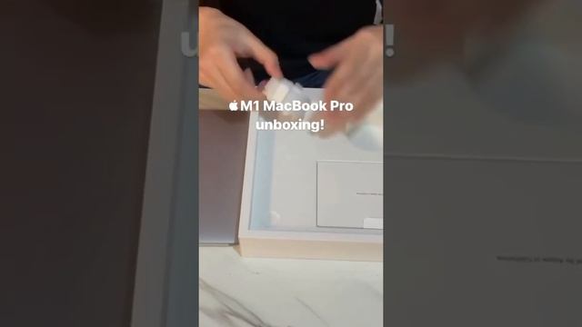 Unboxing the new Apple Silicon MacBook Pro 13-inch!