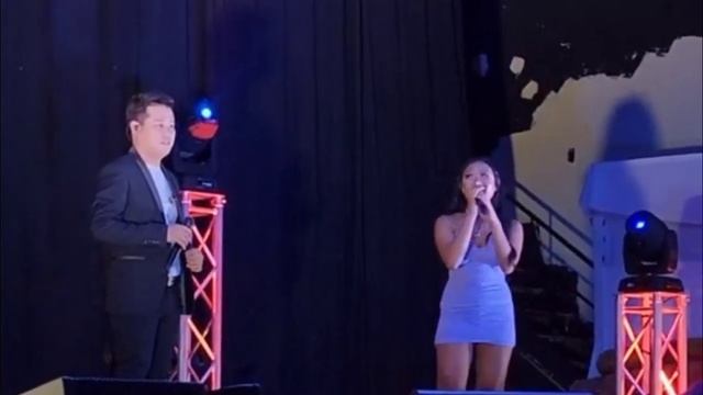 Marcelito Pomoy sings Shallow with Astrid
