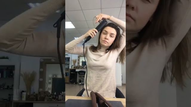 Создание объема у корней волос