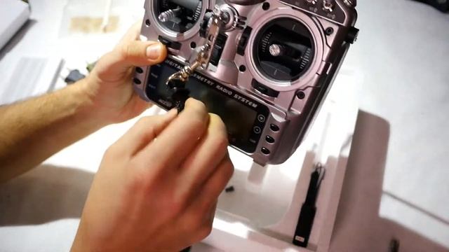 Распаковка и небольшой обзор супер аппы Taranis X9D plus с приёмником X8R из Banggood