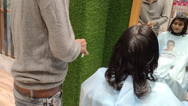 "I want to reduce the hair volume"  | Mid length to short layered bob cut | Pineapple Salon
