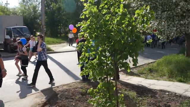 Последний звонок  в гимназии Горностай