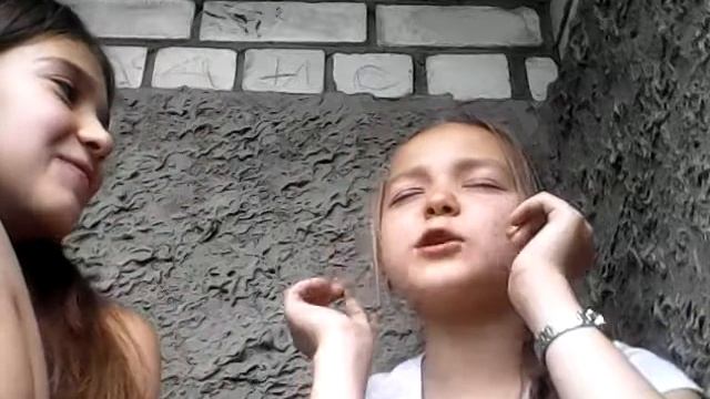 Я и Аня лай сне маем конфеты и  жвачки челендж !!!!!ура!!!!!1 Часть!!!!!