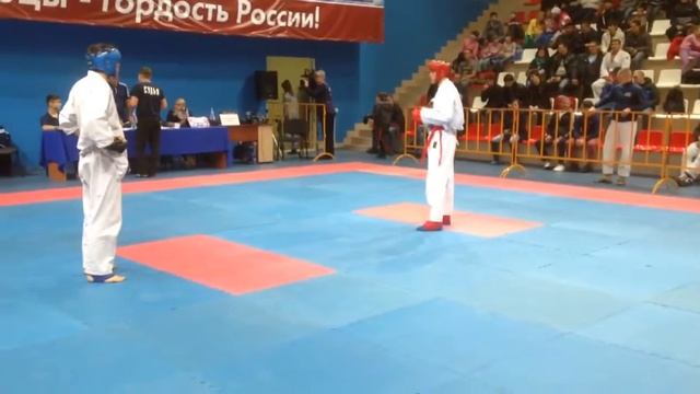 Бетуганов Альберт Артурович в красном   Мастерский турнир по Рукопашному Бою