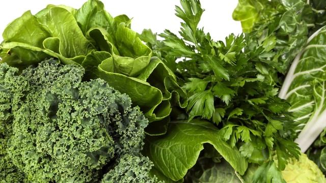 Пять ПРОДУКТОВ, которые СИЛЬНЕЕ других СГУЩАЮТ КРОВЬ и могут вызвать серьёзные заболевания