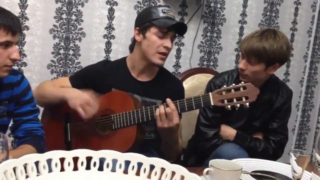 Чеченец классно поет,красивый голос,игра на гитаре,шикарно поет,классно спел,крутой голос