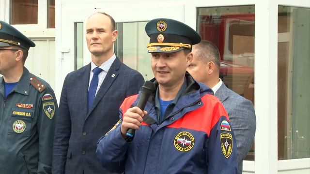 Игорь Михно поздравил пожарных и спасателей КГКУ «ЦОД» с приобретением новой техники.