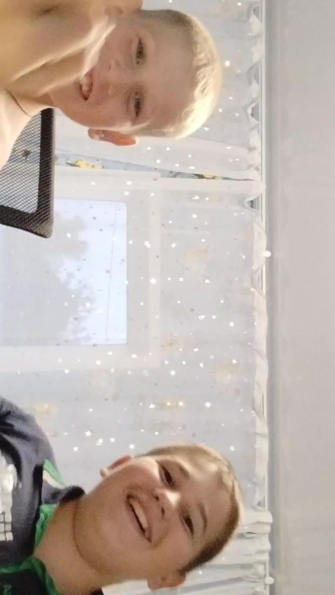 смех