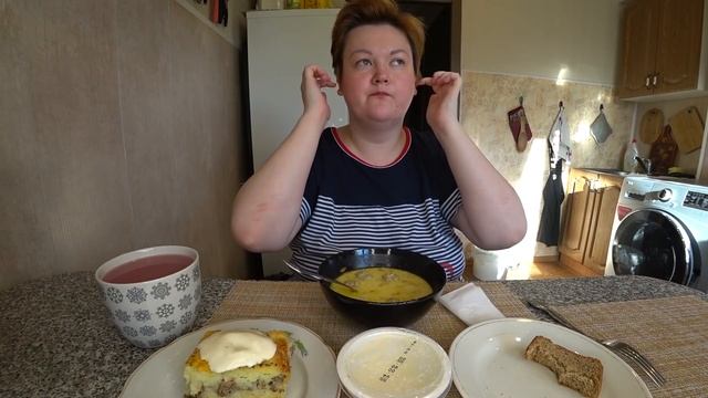 Мукбанг ЖУТКО проголодалась ? Эпик ФЕЙЛ с киселём ?? Суп и запеканка на обед