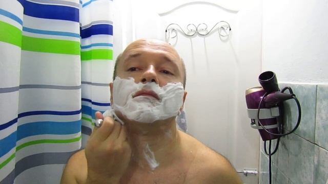 Крем для бритья Florena men на обзоре, лезвия Gillette 7o'clock super stainless