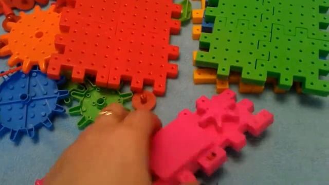 Конструктор Дикие шестерни Funny Bricks. Яркие и безопасные игры оптом со склада в Москве