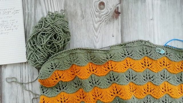 Кофточка из пряжи Ализе котон голд. Вязание спинки изделия.