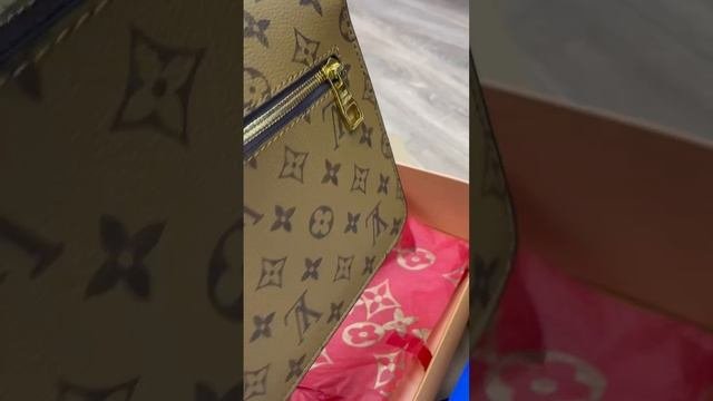Louis Vuitton Pochette Metis