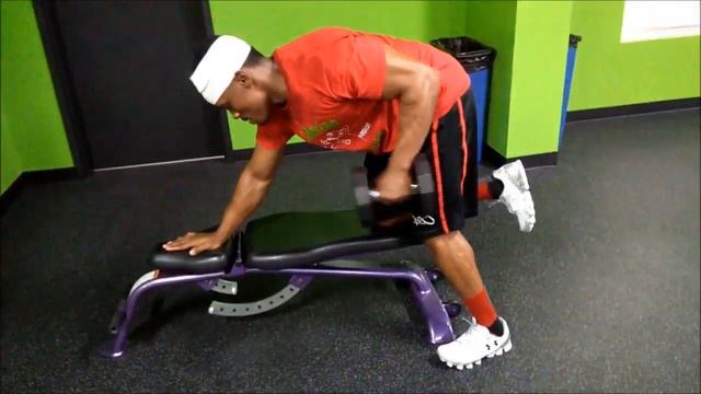 Arms workouts - Hammer Curl And Triceps Kickback