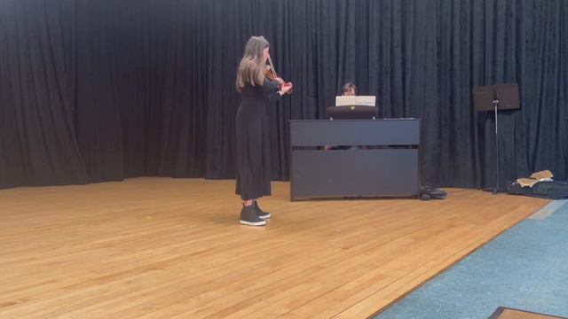 Mary Philbrick plays Handel's Sonata No.3 in F major, HWV 370 I. Adagio and II. Largo