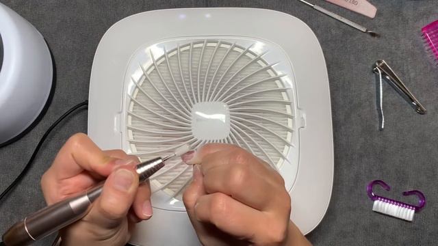 Removing polygel with a steam nail polish remover from Amazon