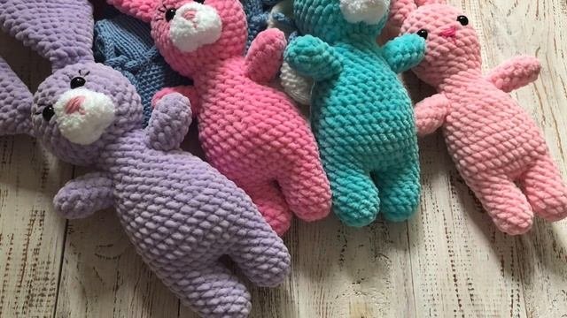 Готовые работы, Вяжу зайчиков из плюшевой пряжи, зайчики из полухлопка, #вязаныеигрушки