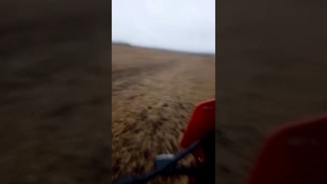 Езда на эндуро по грязи