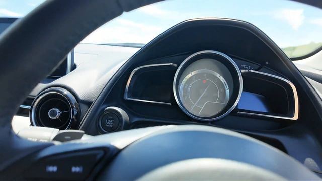 Видеоотчет по автомобилю Mazda CX-3 2015 год выпуска.