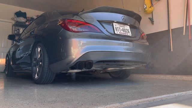 CLA 250 Straight Pipe Cold Start + Few Revs