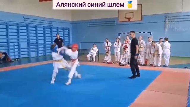 Алянский Матвей первое место по рукопашному бою, боевой на руку