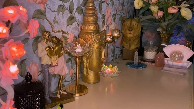 ?ТЫ ЕГО ТАКИМ ЕЩЕ НЕ ЗНАЛА.С КАКОЙ СТОРОНЫ ОН ОТКРЫЛСЯ?