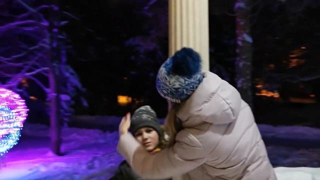 Зима 2021 после снегопада в Комсомольском саду Волгоград.
