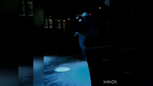 СЕРОВ КУРИТ...      Как быть?